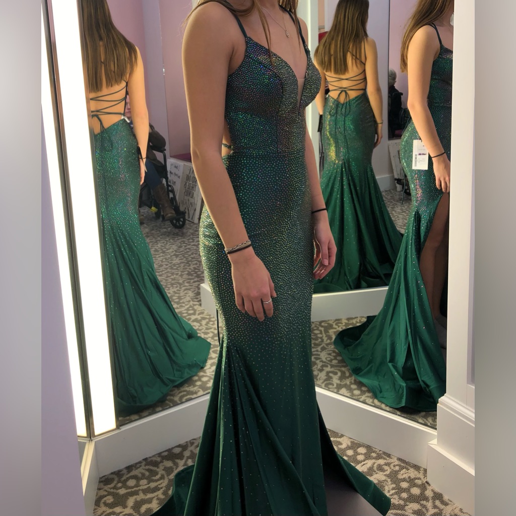 Amarra | Dresses | Emerald Green Prom Dress With Sequins | Poshmark Amarra | Dresses | Emerald Green Prom Dress With Sequins | Poshmark